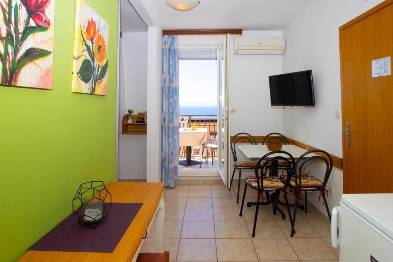 Apartmani Putnik Baska Voda Exterior photo