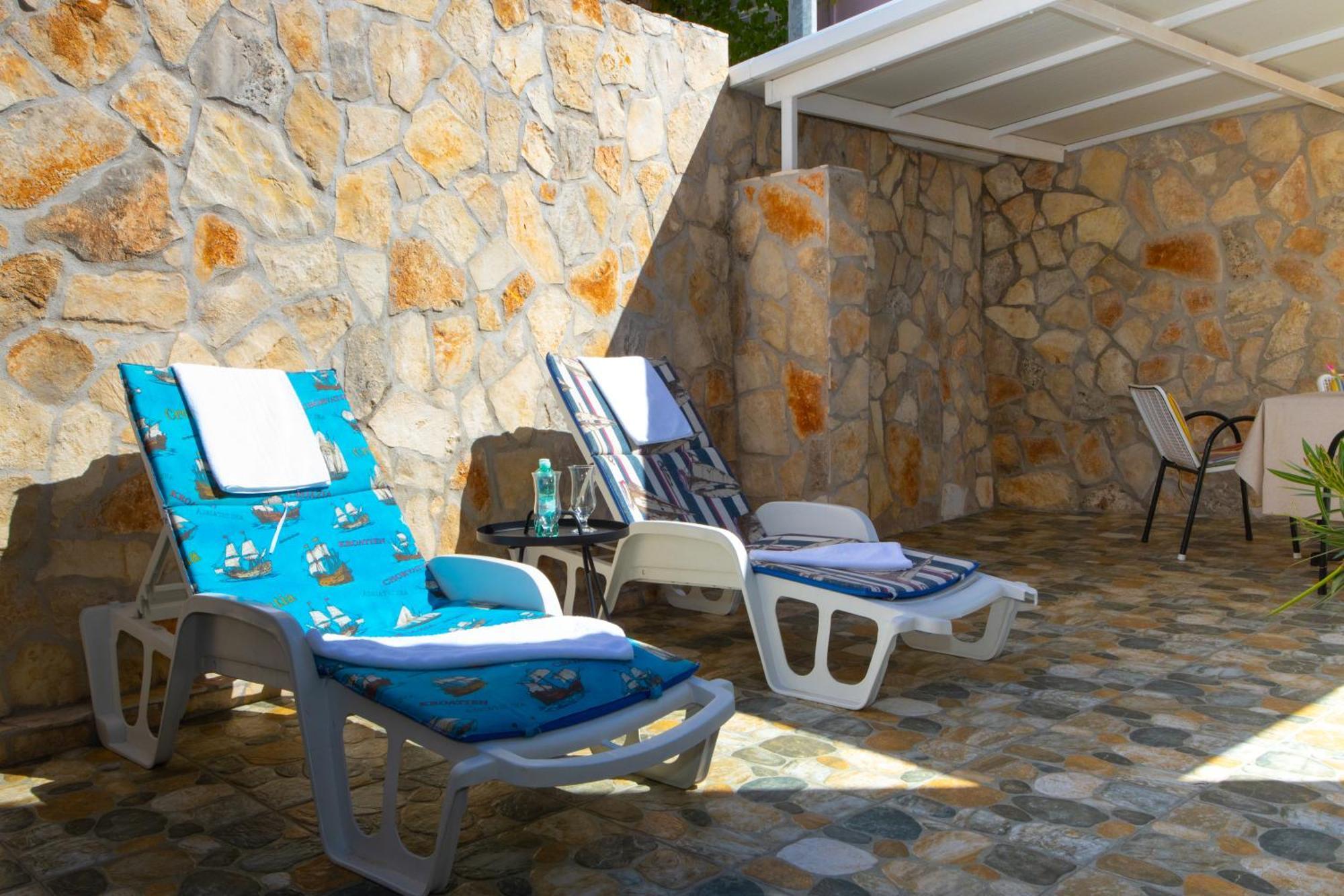 Apartmani Putnik Baska Voda Exterior photo
